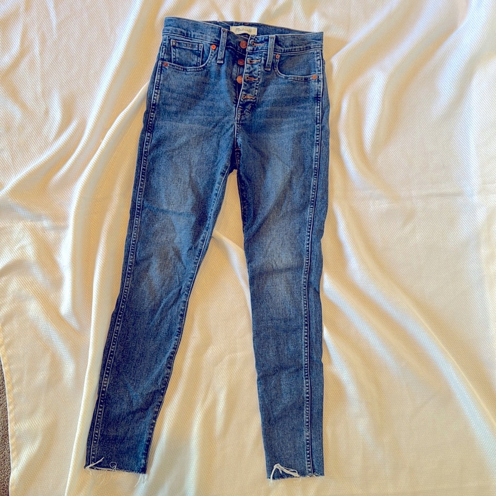 Maxwell 10” high- rise skinny jeans size 26